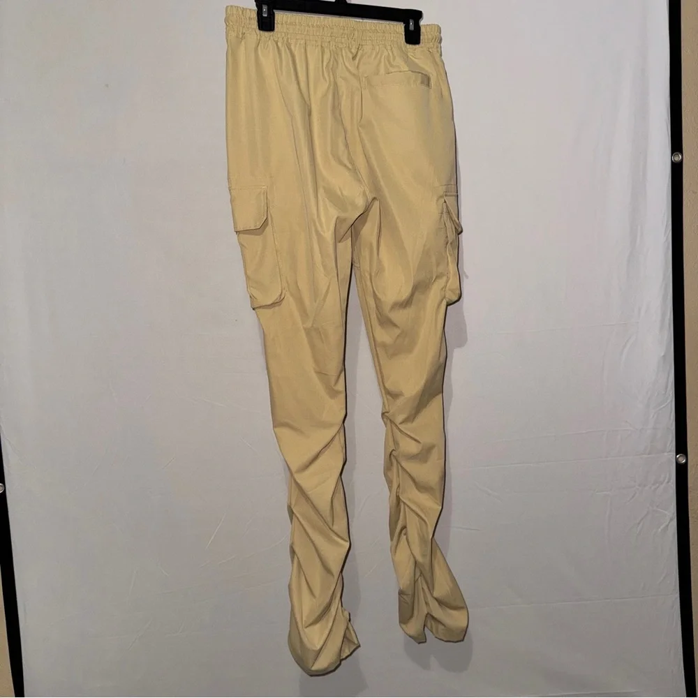 Rebel Minds Men's Tan Stacked Cargo Pants Size Medium‎